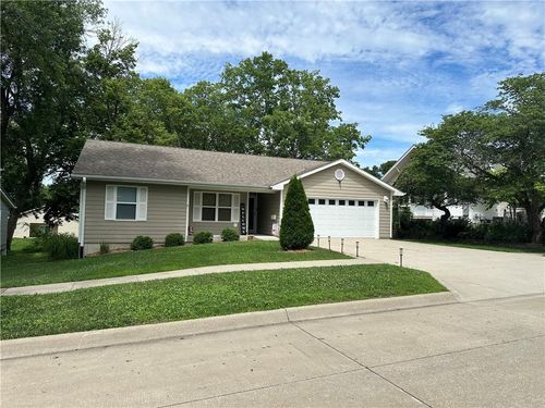 110 S Fillmore St, Maryville, MO, 64468-2217 | Card Image