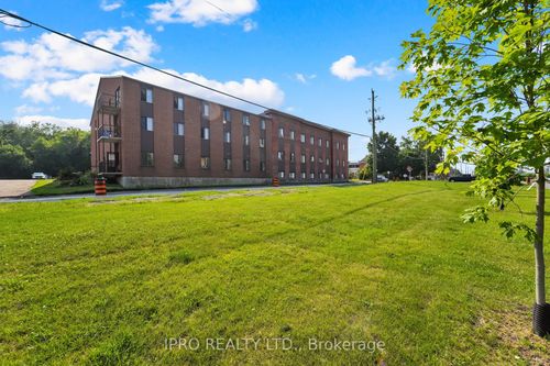 15-6 John St S, Arnprior, ON, K7S2P9 | Card Image