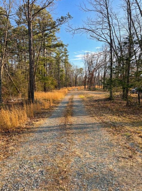 6629 Greers Ferry Rd, Higden, AR, 72067-8416 | Card Image