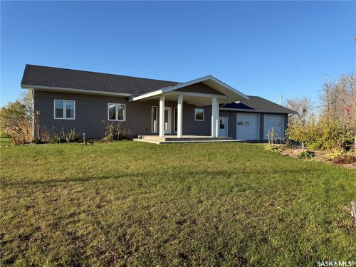 316 Queen Street, Fenwood, SK, S0A0Y0 | Card Image