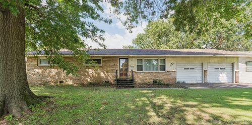 617 S Thompson St, Vinita, OK, 74301-4641 | Card Image