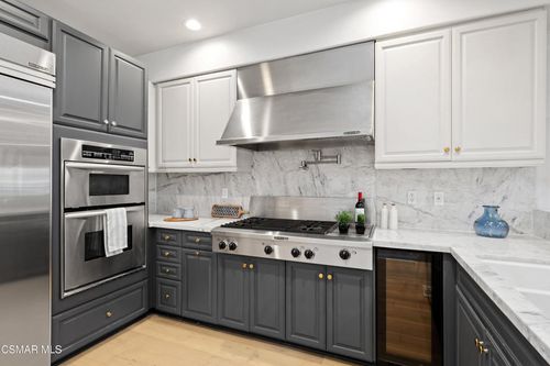 108-4805 Bellflower Ave, North Hollywood, CA, 91601-4597 | Card Image