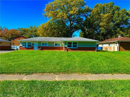 3020 Northgate Ave, Youngstown, OH, 44505-2006 | Card Image