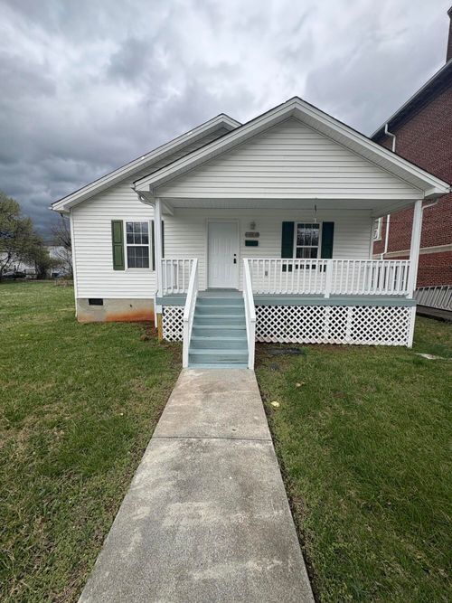 1311 Melrose Ave Nw, Roanoke, VA, 24017-4109 | Card Image