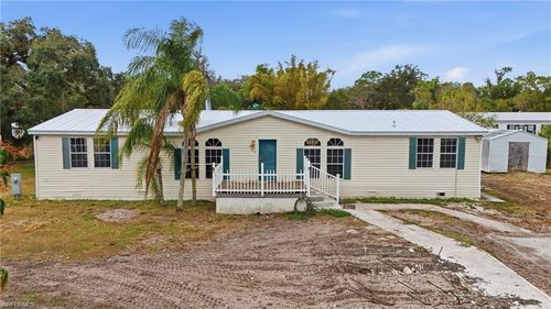 580 Brittany Ln, Labelle, FL, 33935-6084 | Card Image