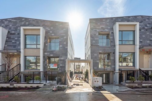 101-378 W 45th Ave, Vancouver, BC, V5Y2W6 | Card Image