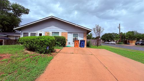8404 Maine Dr, Austin, TX, 78758-7907 | Card Image