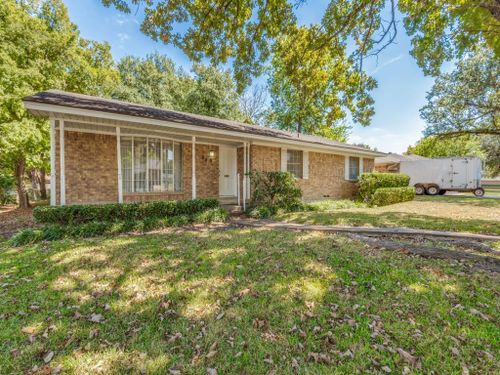 528 Terrace Drive, Desoto, TX, 75115 | Card Image