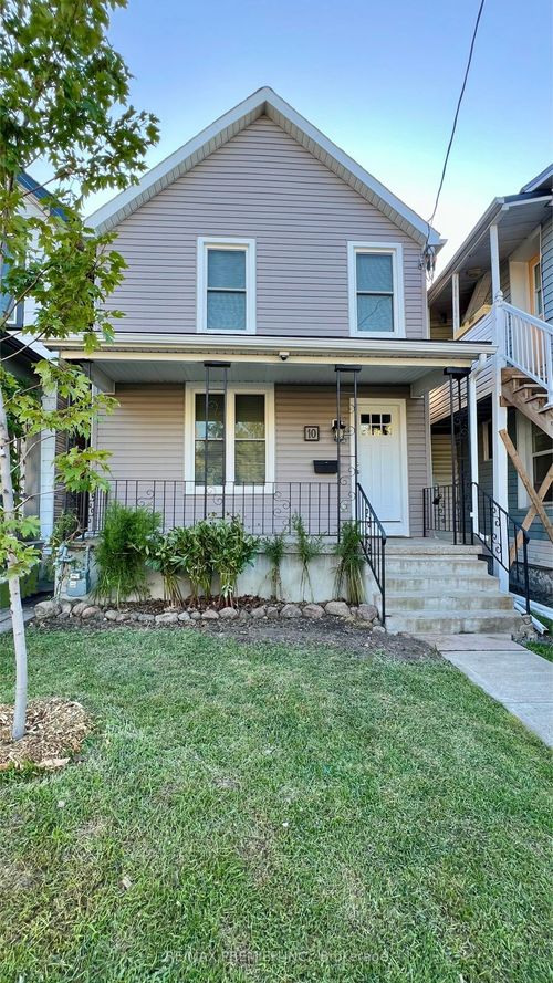10 Patrick St, Kingston, ON, K7K3N4 | Card Image