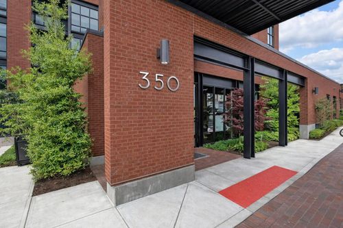 211-350 E Short St, Lexington, KY, 40507-1904 | Card Image