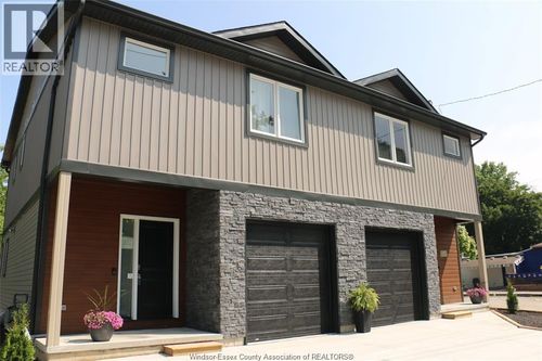 105 King St E, Chatham, ON, N7M3N1 | Card Image