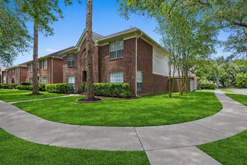 2802 Grants River Cir, Sugar Land, TX, 77479-1366 | Card Image
