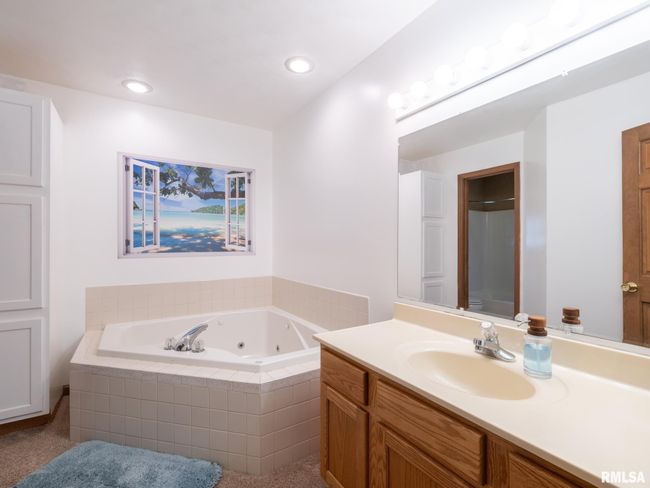 4502 S Misty Isle Pt, House other with 5 bedrooms, 3 bathrooms and null parking in Mapleton IL | Image 28