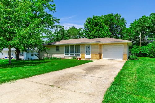305 Sondra Ave, COLUMBIA, MO, 65202 | Card Image