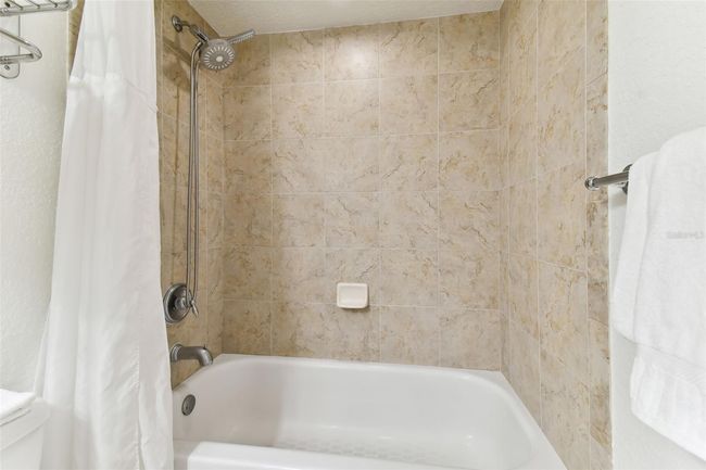 507 - 11605 Gulf Blvd, Condo with 2 bedrooms, 2 bathrooms and null parking in TREASURE ISLAND FL | Image 35