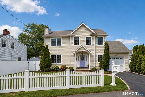 331-331 Knapps Hwy, Fairfield, CT, 06825-4340 | Card Image