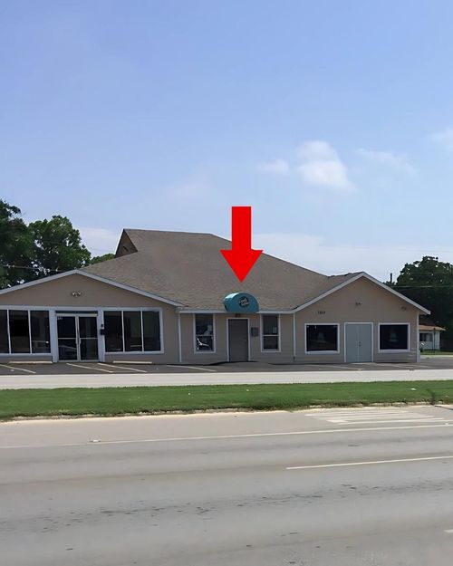 ste-200-5825 E Lancaster Ave, Fort Worth, TX, 76112-6581 | Card Image