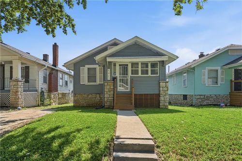 5423 Wabash Ave, Kansas City, MO, 64130-3524 | Card Image