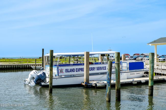 302 Bayview Dr, House other with 3 bedrooms, 2 bathrooms and 1 parking in Harkers Island NC | Image 48