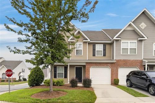 350 Robyns Glen Cir, Greensboro, NC, 27409-7600 | Card Image