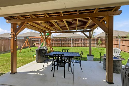 229 Abingdon St, Azle, TX, 76020-3279 | Card Image