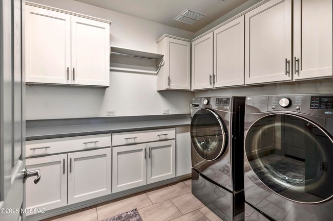 Laundry Room with Massive Storage | Image 26
