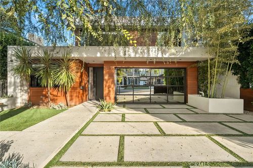 4242 Vantage Ave, Studio City, CA, 91604 | Card Image