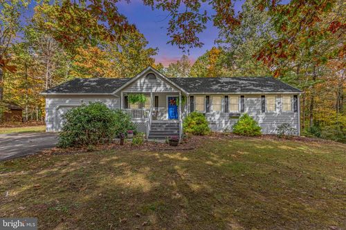 9309 Bellwood Dr, Fredericksburg, VA, 22407-1565 | Card Image