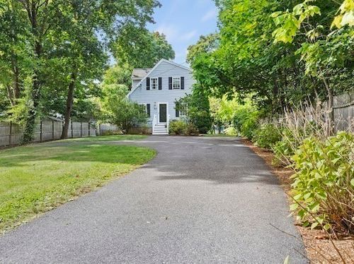 a-52 Cottage St, East Bridgewater, MA, 02333-1935 | Card Image