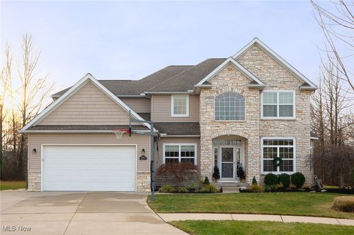 32935 Sorrento Lane, Avon Lake, OH, 44012 | Card Image