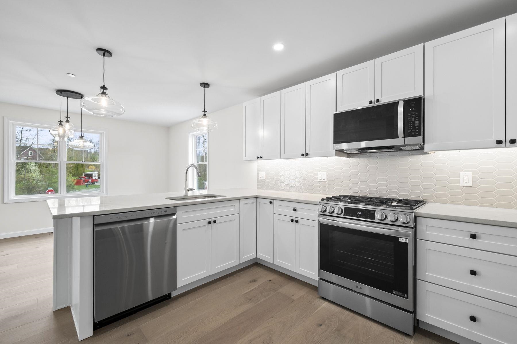 Centerwood Way, Manchester, NH 03102