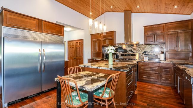 65 Big Sound Rd, House other with 7 bedrooms, 5 bathrooms and 24 parking in Nobel ON | Image 14