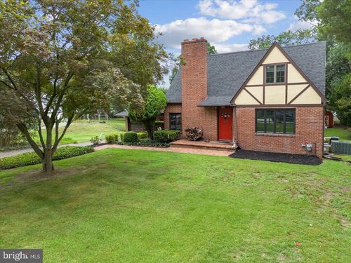 15 Gravers Ln, BLACKWOOD, NJ, 08012-5204 | Card Image