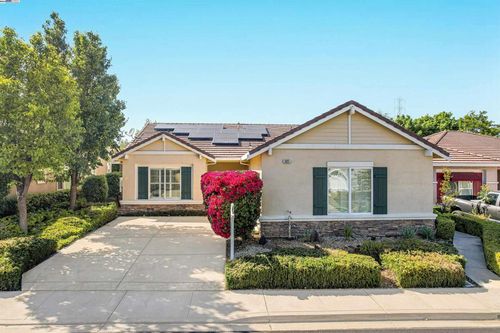 605 Pomona Dr, Brentwood, CA, 94513-6945 | Card Image
