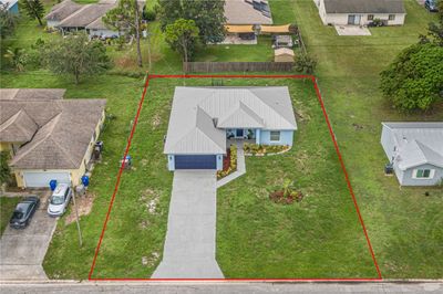 1825 23rd Place Sw, House other with 3 bedrooms, 2 bathrooms and null parking in Vero Beach FL | Image 2