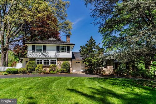 400 N 25th St, CAMP HILL, PA, 17011-2101 | Card Image