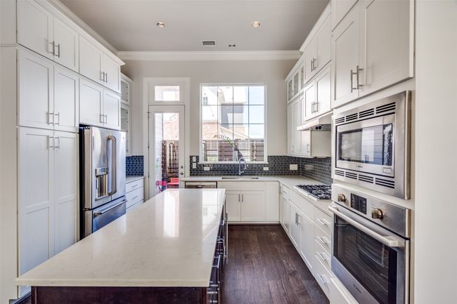 1729 G Ave, House other with 3 bedrooms, 3 bathrooms and null parking in Plano TX | Image 16