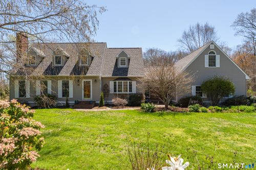 13 Westwood Dr, Waterford, CT, 06385-3826 | Card Image