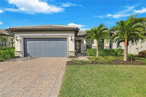 10439 Ventana Ln, NAPLES, FL, 34120-2497 | Card Image