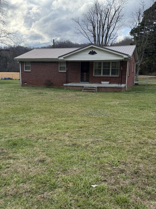 1723 N Grundy Quarles Hwy, Gainesboro, TN, 38562-6012 | Card Image