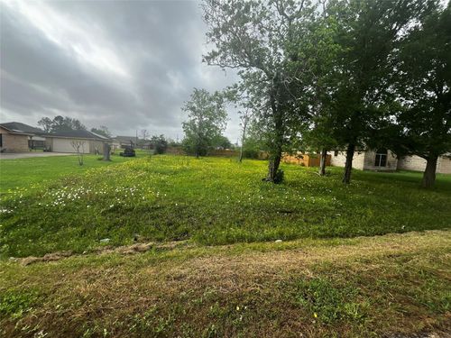 302 Manor Ave, Arcola, TX, 77583-2727 | Card Image