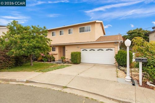 2080 Costa Ct, Pinole, CA, 94564-1832 | Card Image