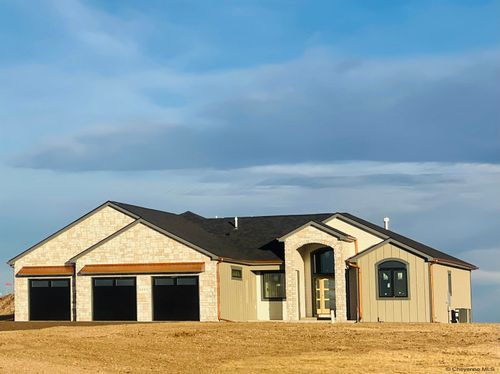 8205 Misty Mountain Rd, Cheyenne, WY, 82009-7546 | Card Image