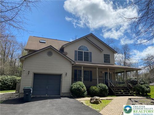 203 Birdie Pl, Tobyhanna, PA, 18466-7977 | Card Image