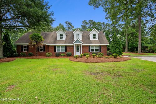 921 Madam Moores Ln, New Bern, NC, 28562-6447 | Card Image