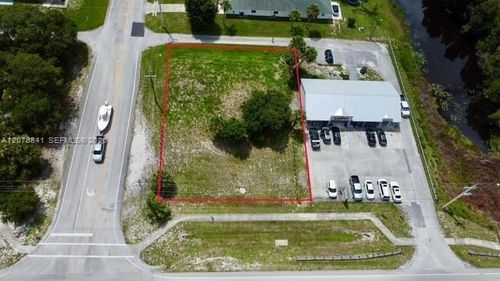691 Sebastian Blvd, Sebastian, FL, 32958-8719 | Card Image