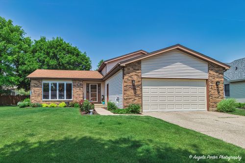 3406 W Bretons Dr, Mchenry, IL, 60050-5693 | Card Image