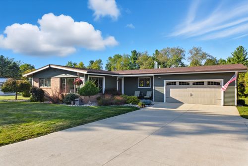 8450 Tamarack Rd, Lakeview, MI, 48850-9474 | Card Image