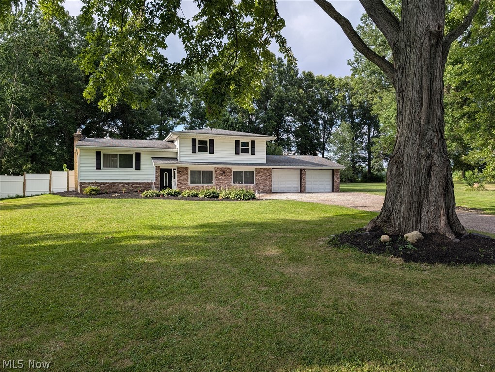 Mellgren Dr, Warren, OH 44481