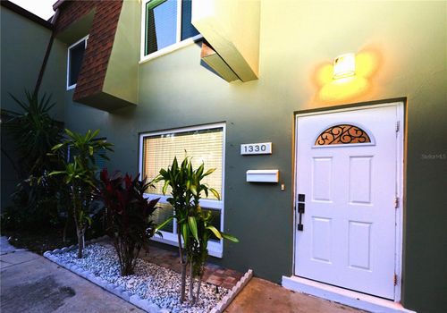 1330 70th St N, SAINT PETERSBURG, FL, 33710-5334 | Card Image